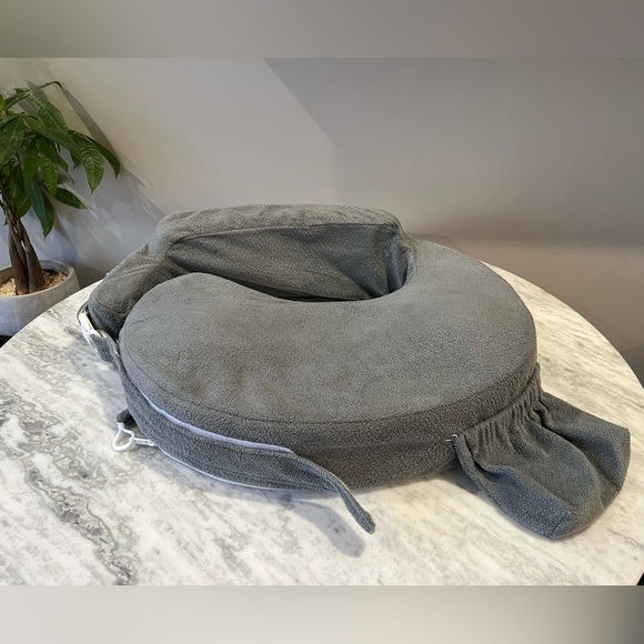 My Brest Friend - Deluxe Nursing Pillow - Picture 3 of 6
